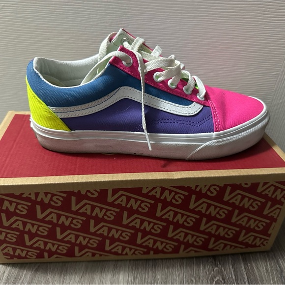 only warn maybe 5 times. *WILL CLEAN SHOES BEFORE SHIPPING* - Picture 1 of 6